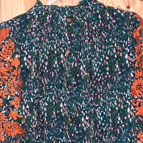 THML Vibrant Floral Puff Sleeve Blouse - Orange and Green - Picture 5 of 7
